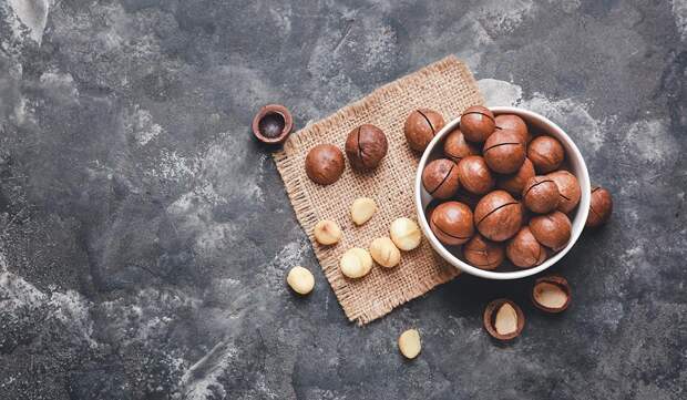 Макадамия — орех со вкусом шоколада и запахом ванили. Полезные свойства