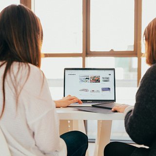 В России стало меньше желающих работать с родственниками