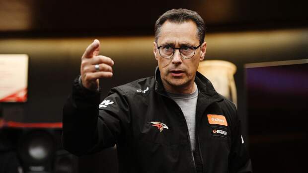 «ЦСКА начинает походить на «Локомотив» прошлого сезона». Тренер «Авангарда» — о матче с армейцами