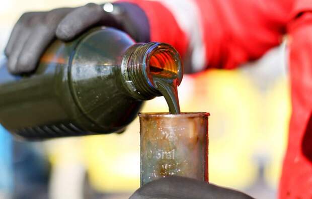 Ливия заявила, что не может увеличить поставки нефти и газа в Европу Ливия заявила, что не может увеличить поставки нефти и газа в Европу