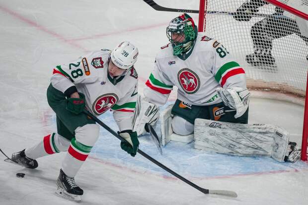 Худший матч Билялова в сезоне: «Ак Барс» уходит на паузу, получив разгром от «Трактора»