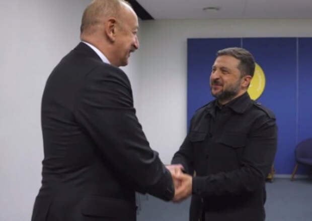 Алиев обсудил с Зеленским возможность оборонного сотрудничества Алиев обсудил с Зеленским возможность оборонного сотрудничества