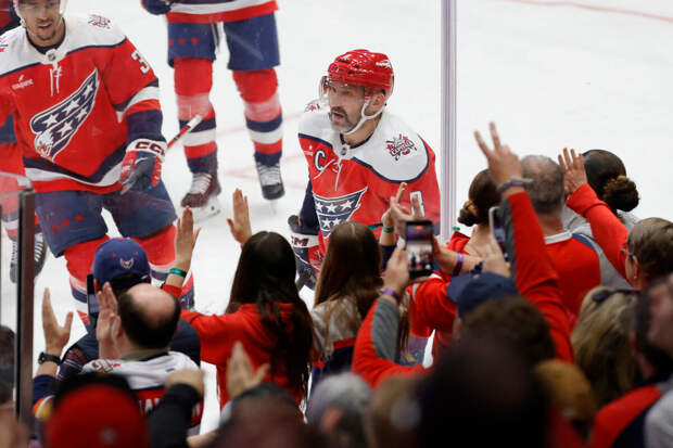 Хоккеист Дюбуа о рекорде Овечкина: чтобы его побить, мне надо играть до 50 лет