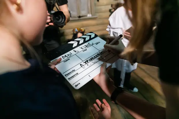 Детская экскурсия и съёмка в кино на киностудии TvoёКино