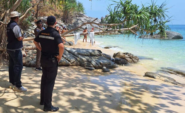 На Пхукете власти запретили туристам купаться и загорать голыми