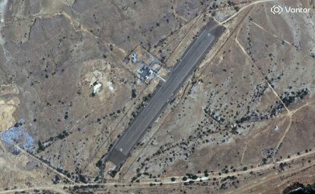 Спутниковые снимки результатов ударов по военным объектам Ирана в Конареке