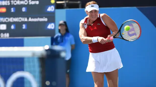 Теннисистка Павлюченкова проиграла Бенчич в четвертьфинале Олимпиады
