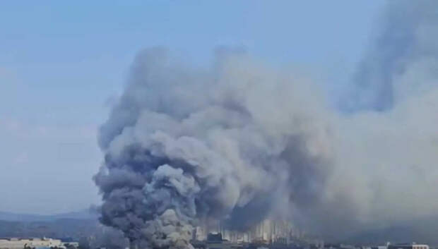 В Южной Корее сгорел крупный завод по производству запчастей для техники