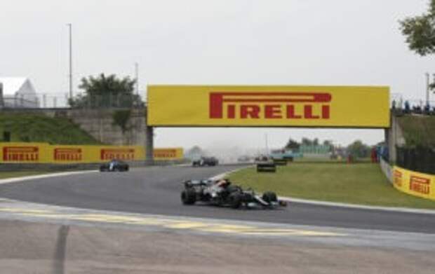 Mercedes team boss apologises to Red Bull Racing for Bottas' crash