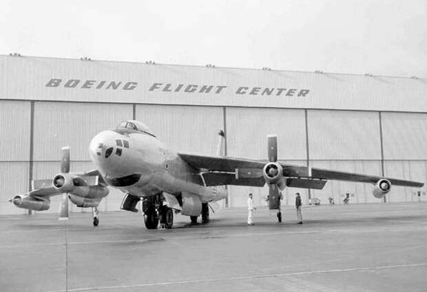 XB-47D_2012-08-25.jpg