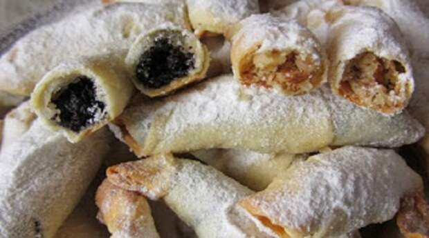 Обалденные рогалики — тончайшее, хрустящее тесто и много сладкой вкусной начинки!