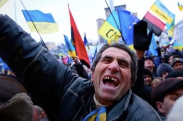 Рогов: загранпаспорта украинцев в Европе могут аннулировать