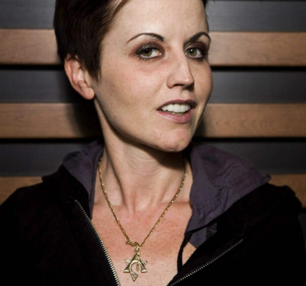 Долорес О'Риордан (The Cranberries)