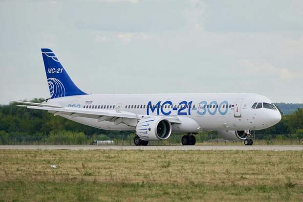 Поставка первой партии самолетов МС-21 запланирована на 2026-2027 годы