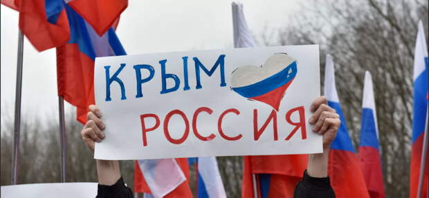 Президент Украины Владимир Зеленский ошибается, считая, что Крым захватить будет легче, чем Донбасс. Об...