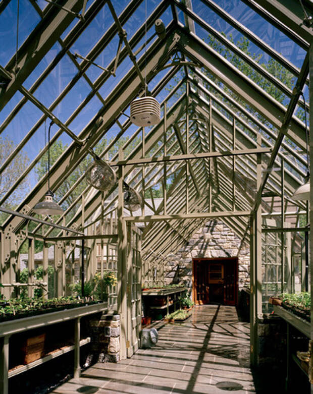 Кантри Сарай by Charles Hilton Architects