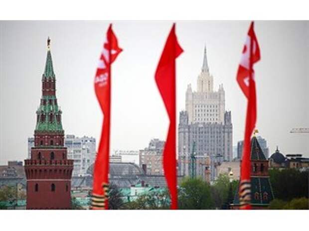 Виктор Алкснис: Россия под угрозой, страна может быть расколота