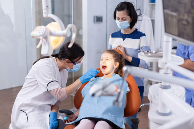 Врач Кулагина: молочные зубы у детей нужно обязательно лечить