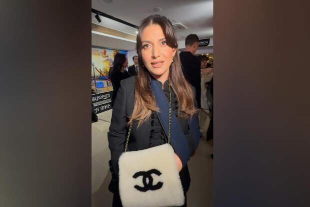 «Жуткая боль»: певица Жасмин получила серьезную травму