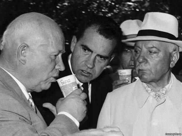 Как Леонид Брежнев позволил пепси-коле завоевать СССР генсек, история, пепси, ссср