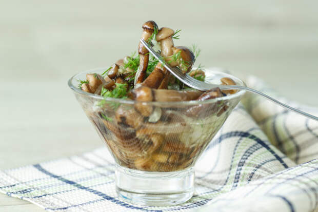 salad with marinated mushrooms, garlic and onion