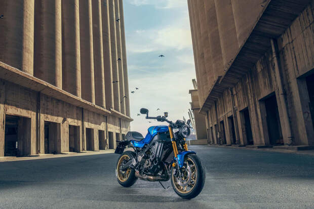 Мотоцикл Yamaha XSR900 2022