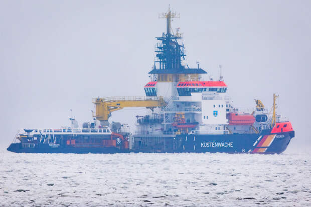 Стало известно о выходе из строя немецкого ледокола в Балтийском море