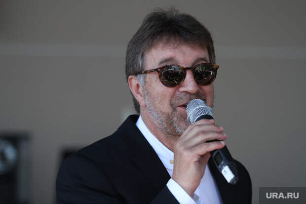 Ярмольник выставил на продажу ретро-автомобиль за 3 миллиона