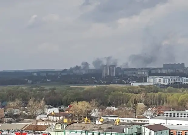 В Рязани заметили густой тёмный дым