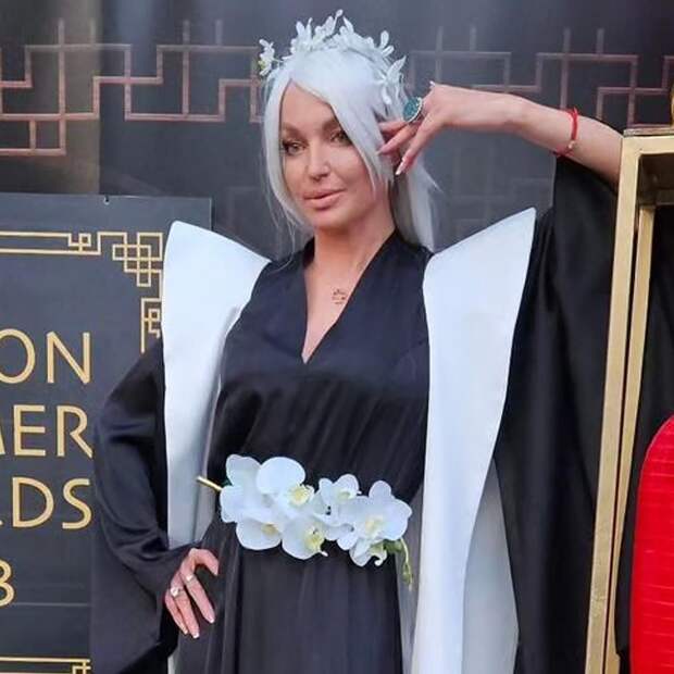 Волочкова нецензурно ответила на вопросы о пьянстве