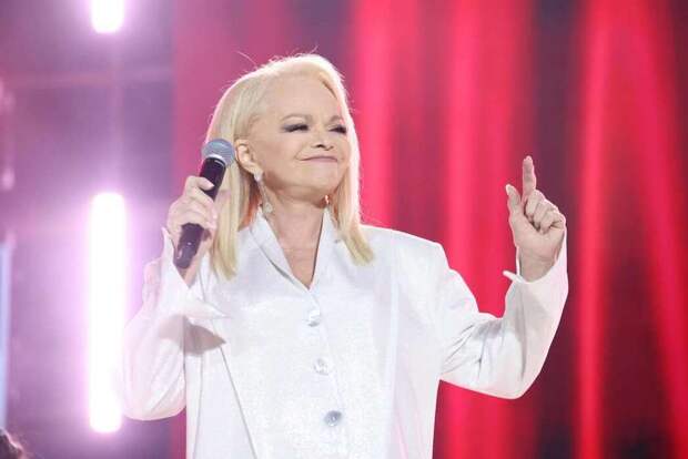 «Громоздкие потолки и обилие витражей»: СМИ рассекретили космический бюджет на ремонт квартиры Долиной