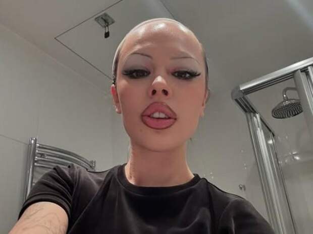 Инстасамка: «Марьяна Ро — лживая, продажная женщина, про Боню ничего не сливала»