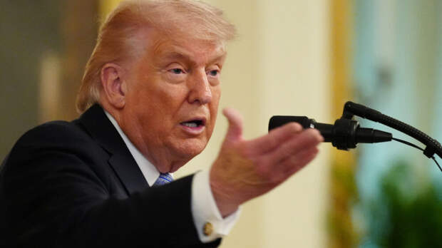 Трамп заявил, что Украина продолжает терять территории