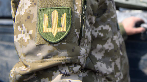На бутылках: украинский боевик переплыл Днепр и сдался в плен ВС РФ