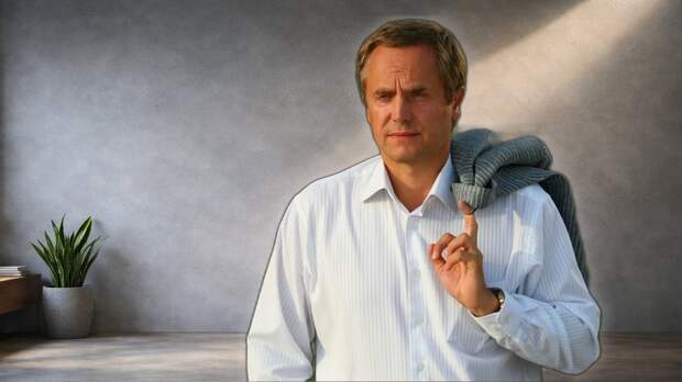 «Настоящий мужской уголок»: как Андрей Соколов обустроил свой загородный дом, где брутальность сочетается с уютом