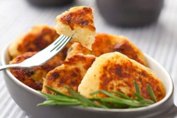 Рыбные котлеты с картофелем