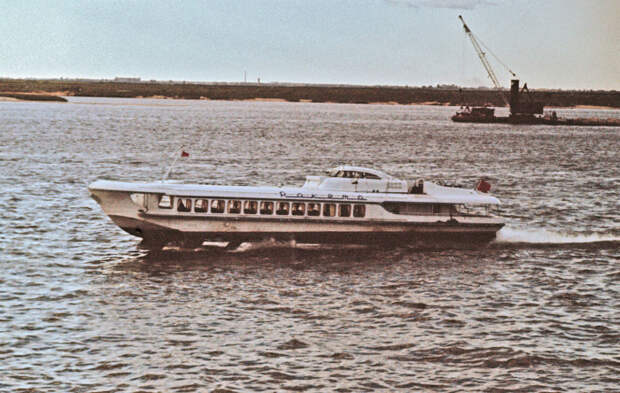 Первый советский СПК. |Фото: fleetphoto.ru.