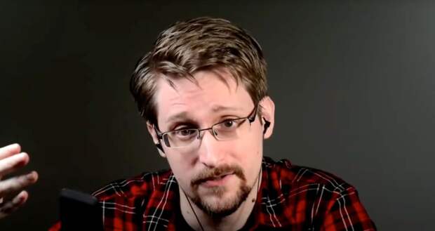 Политолог Кот: «хранитель американских тайн» Сноуден получил гражданство России по приказу Путина