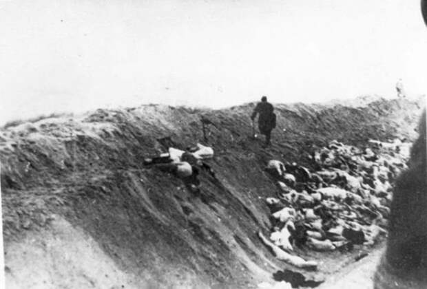 liepaja-massacres-7.jpg liepaja-massacres-7.jpg