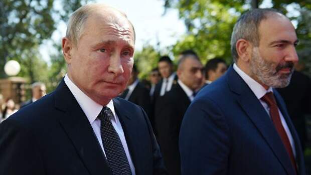 Президент России Владимир Путин и премьер-министр Армении Армении Никол Пашинян в Ереване. 1 октября 2019 Президент России Владимир Путин и премьер-министр Армении Армении Никол Пашинян в Ереване. 1 октября 2019