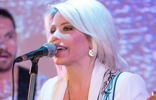 Анастасия Макаревич: как падчерица продюсера «Лицея» прошла путь от звезды до хранительницы наследия