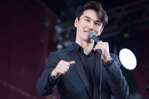 РИА: Сабуров стал третьим известным комиком, которому запретили въезжать в РФ