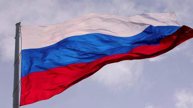 Иностранцы смогут подать заявление о признании их представляющими интерес для России