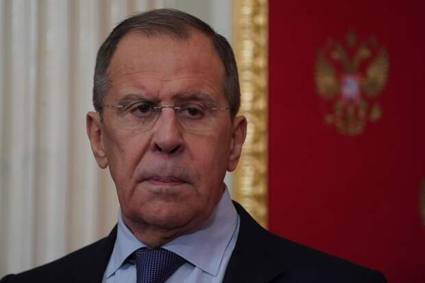 Лавров: неприемлемо увековечивать киевский режим при сохранении там нацизма