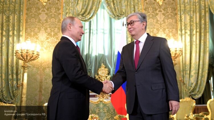 Путин и Токаев пообщались перед парадом Победы в Москве