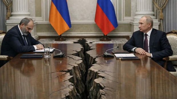 Пашинян сдал Карабах, разорвал отношения с Россией. А Москва должна платить ему?