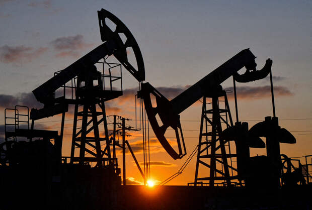 Доходы России от нефти и газа обрушились