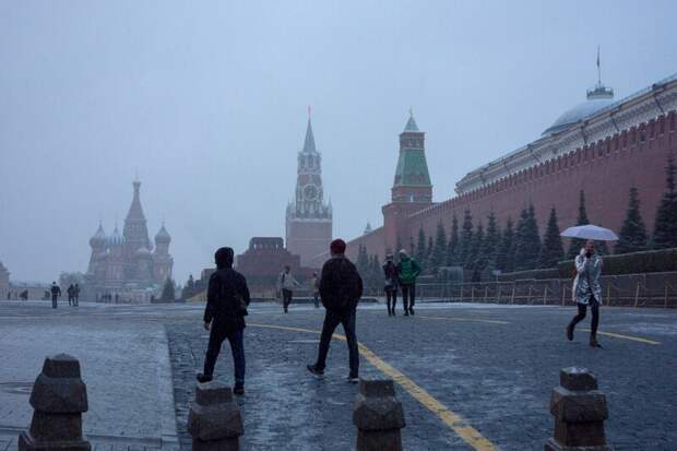 Кратковременные дожди с грозами ожидают Москву в четверг