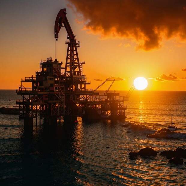 Нефть Brent торгуется на уровне 100 долларов за баррель