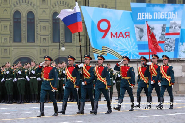 Парад Победы 2026 в Москве: без техники, но с авиацией и только по приглашениям